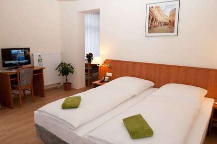 Zimmer Frankfurt am Main Gutleutviertel - 1 Zimmer, 1.350&euro; | Angebot:24985249