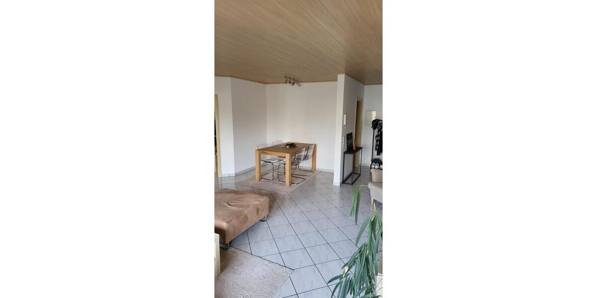 Etagenwohnung Bürstadt - 3 Zimmer, 85 m&sup2;, 980&euro; | Angebot:25571701