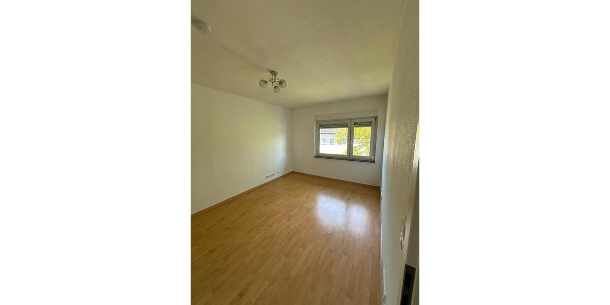 Etagenwohnung Darmstadt Bessungen - 3 Zimmer, 80 m&sup2;, 1.470&euro; | Angebot:26316290