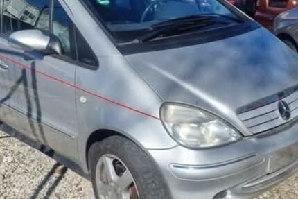 Mercedes-Benz A 190 245.000 km 899 &euro; Frankfurt am Main 65933