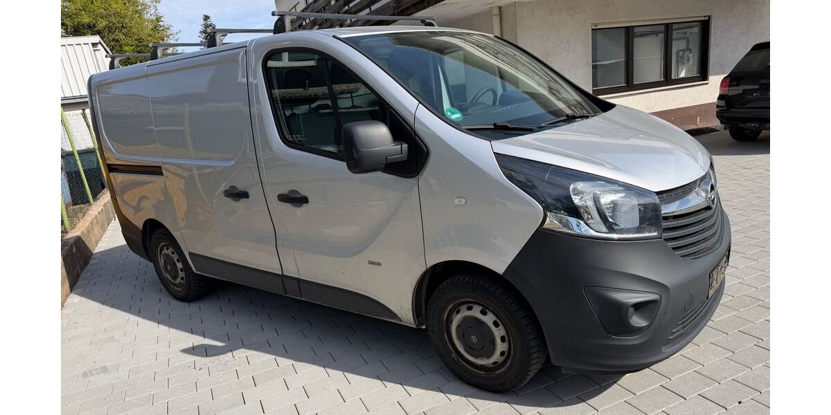 Opel Vivaro 197.000 km 6.900 &euro; Alsbach 64665