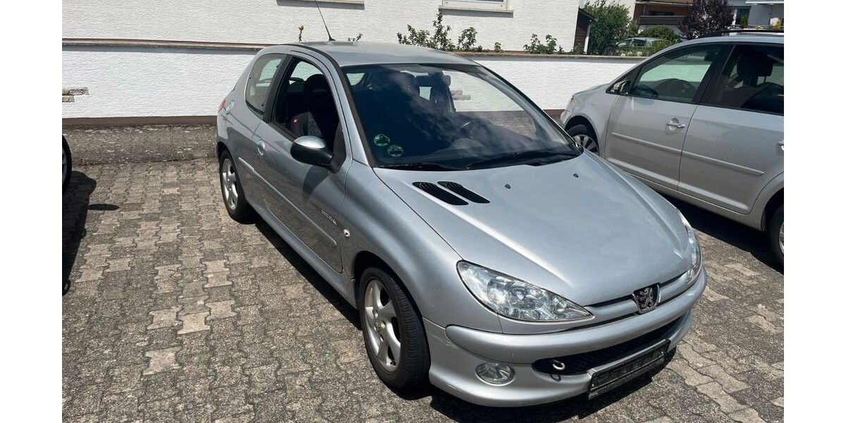 Peugeot 206 226.000 km 2.300 &euro; Babenhausen 64832