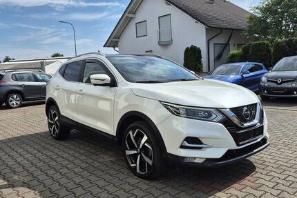 Nissan Qashqai Akari, Kamera, Android Auto, Panoramadach, 72.315 km 18.390 &euro; Rodgau 63110