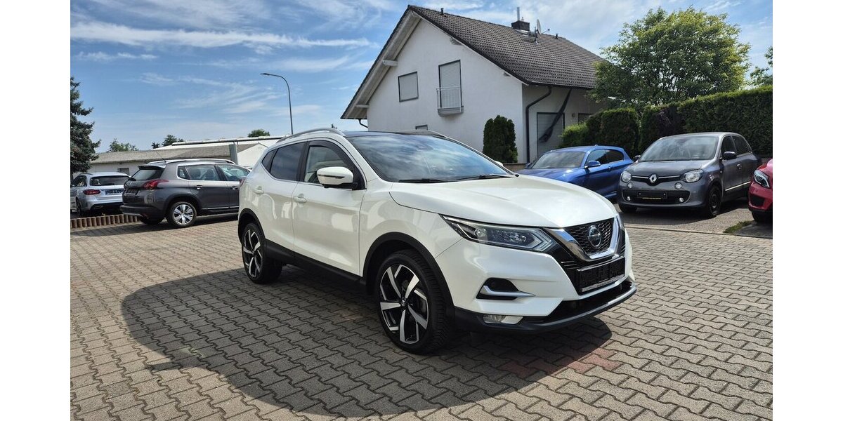 Nissan Qashqai Akari, Kamera, Android Auto, Panoramadach, 72.315 km 18.390 &euro; Rodgau 63110