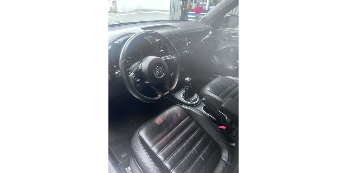 VW Beetle 174.000 km 6.250 &euro; Frankfurt 60322