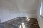 Dachgeschoßwohnung Bürstadt - 3 Zimmer, 72 m&sup2;, 930&euro; | Angebot:26302637
