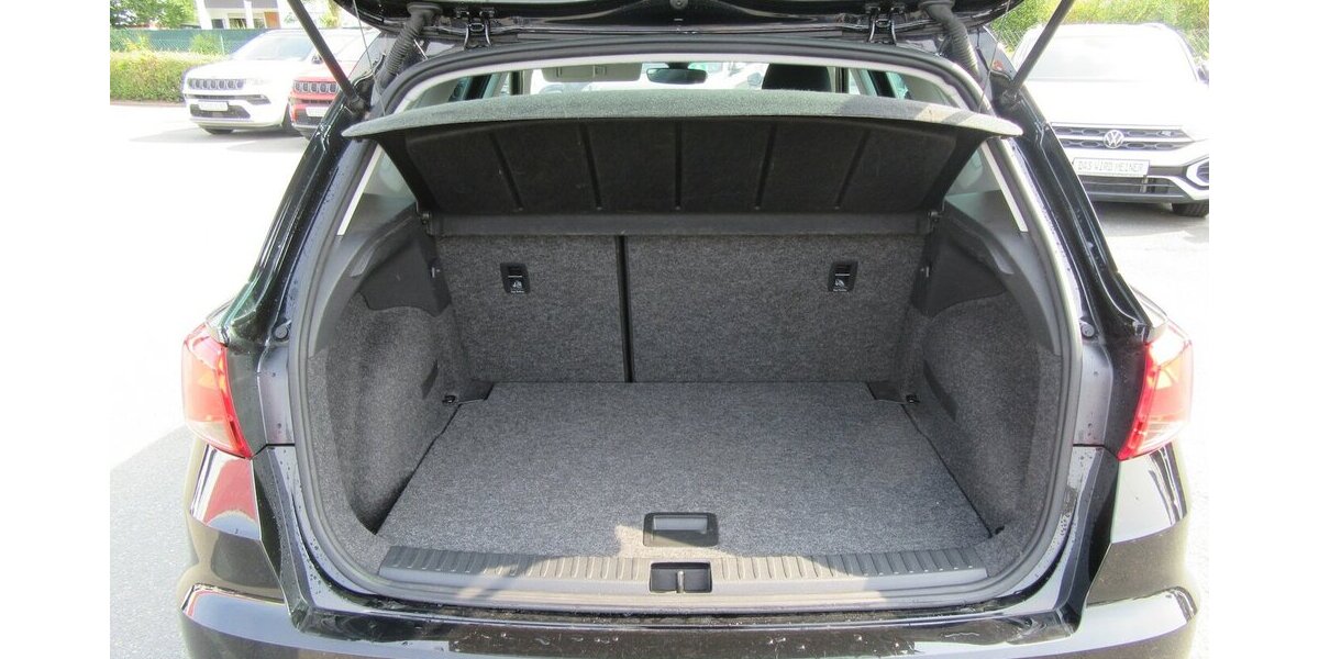 Seat Arona Style 1.0 53.000 km 17.499 &euro; Gernsheim 64579