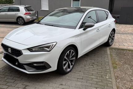 Seat Leon 61.500 km 17.000 &euro; Kelsterbach 65451