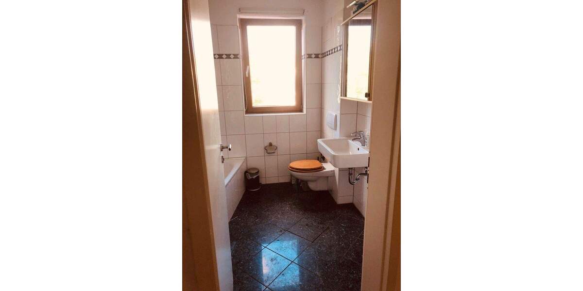 Lichtdurchflut., repräs. 4Zi-Whg mit Flair in S-Bahn u. Main-Nähe, 127 qm, BLk, ruhig, barrierefrei, 4 zimmer