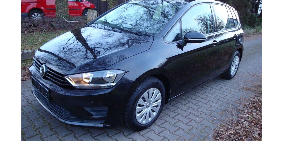 VW Golf Sportsvan 67.800 km 14.799 &euro; Lorsch 64653