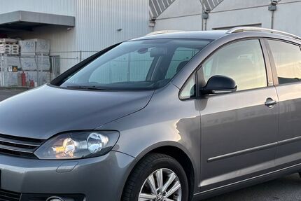 VW Golf 132.000 km 5.890 &euro; Frankfurt 60386
