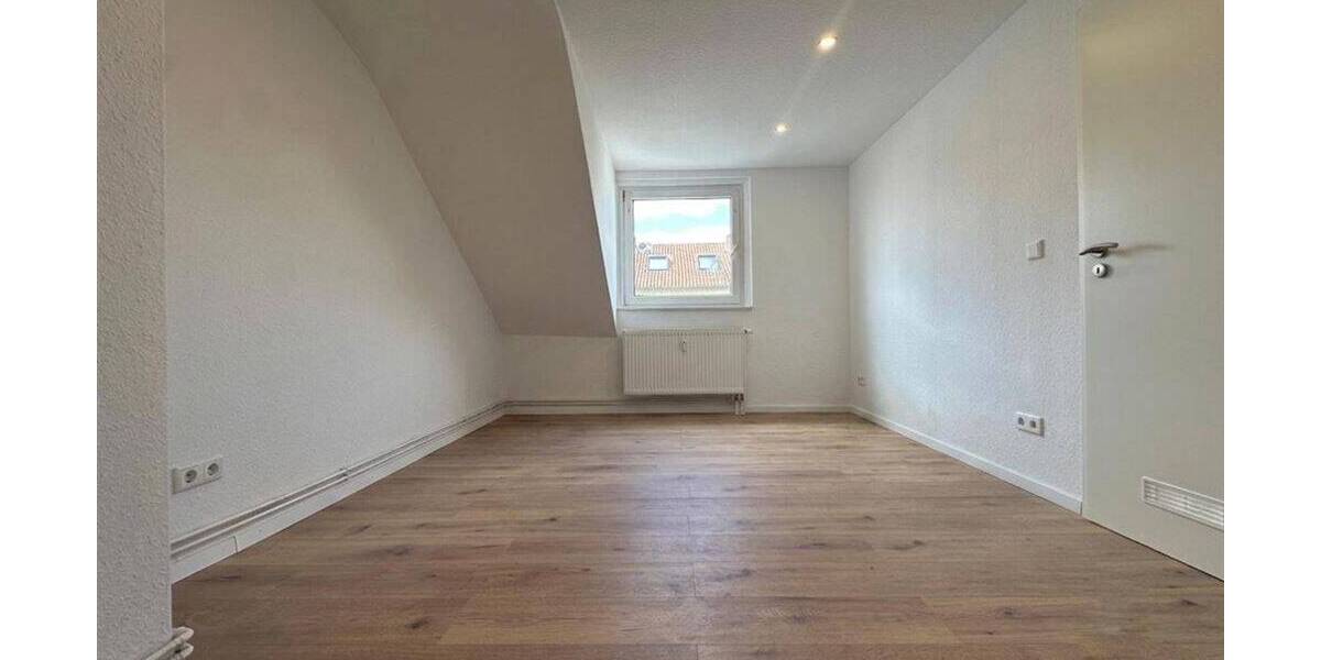 Etagenwohnung Offenbach am Main Hafen - 4 Zimmer, 87 m&sup2;, 1.250&euro; | Angebot:26862659