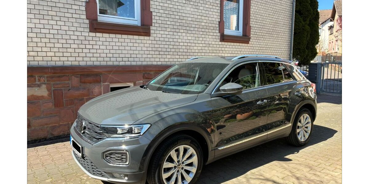 VW T-Roc 47.100 km 21.900 &euro; Frankfurt 60388
