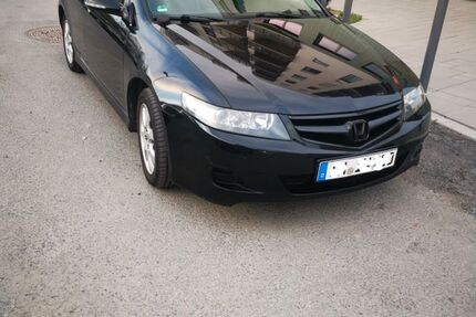 Honda Accord 320.000 km 1.999 &euro; Frankfurt am Main 60488