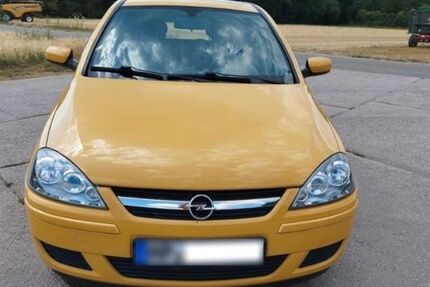 Opel Corsa 211.000 km 1.699 &euro; Kelsterbach 65428