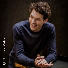 Lukas Sternath, Klavier 10.05.2026 Kurhaus Wiesbaden