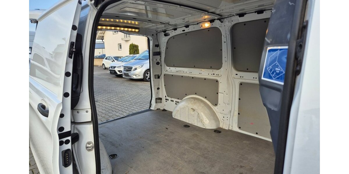 Mercedes-Benz Vito Kasten 114 CDI RWD lang Automatik, Rückfahrka 59.233 km 23.990 &euro; Rodgau 63110