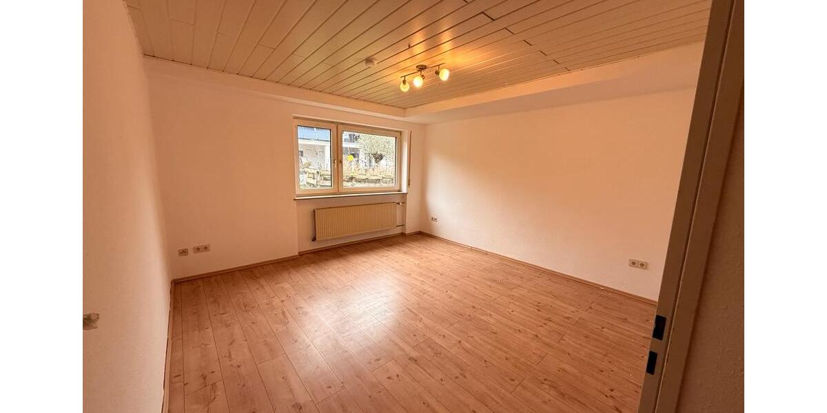 Erdgeschoßwohnung Darmstadt Darmstadt-Nord - 3 Zimmer, 70 m&sup2;, 1.150&euro; | Angebot:25184905