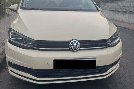 VW Touran 103.500 km 19.500 &euro; Frankfurt 60433
