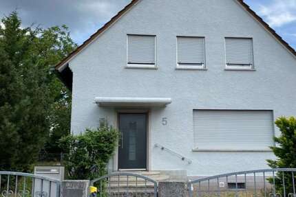 Haus Rüsselsheim - 6 Zimmer, 171 m&sup2;, 3.500&euro; | Angebot:26488273