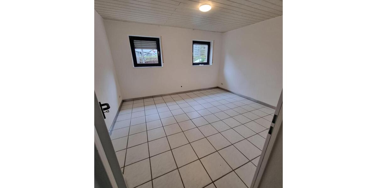 Etagenwohnung Messel - 5 Zimmer, 109 m&sup2;, 1.200&euro; | Angebot:26397942