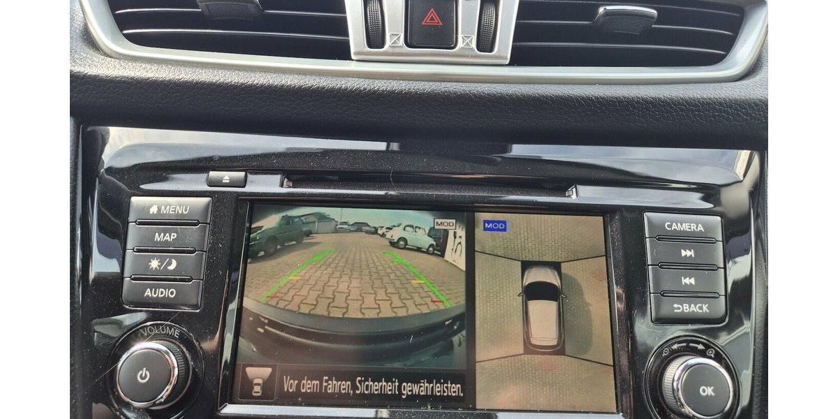 Nissan Qashqai Akari, Kamera, Android Auto, Panoramadach, 72.315 km 18.390 &euro; Rodgau 63110