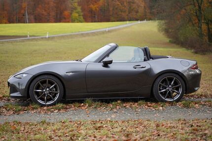 Mazda MX-5 9.753 km 27.150 &euro; Griesheim 64347
