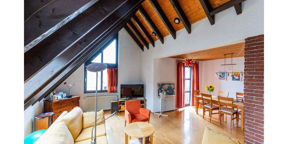 Mehrfamilienhaus, Wohnhaus Bischofsheim - 8 Zimmer, 229 m&sup2;, 695.000&euro; | Angebot:25768288