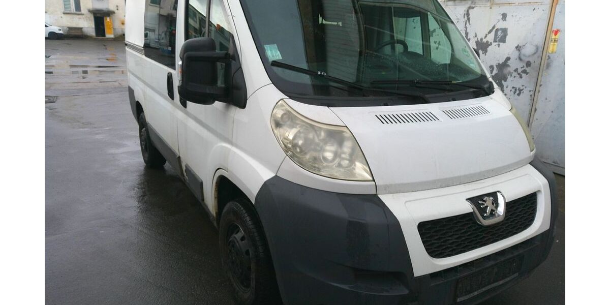 Peugeot Boxer 216.586 km 2.700 &euro; Neu-Isenburg 63263