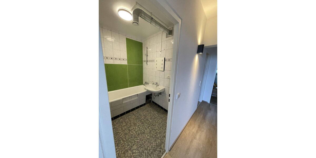 Etagenwohnung Darmstadt - Kranichstein Kranichstein - 4 Zimmer, 93 m&sup2;, 1.300&euro; | Angebot:26824071
