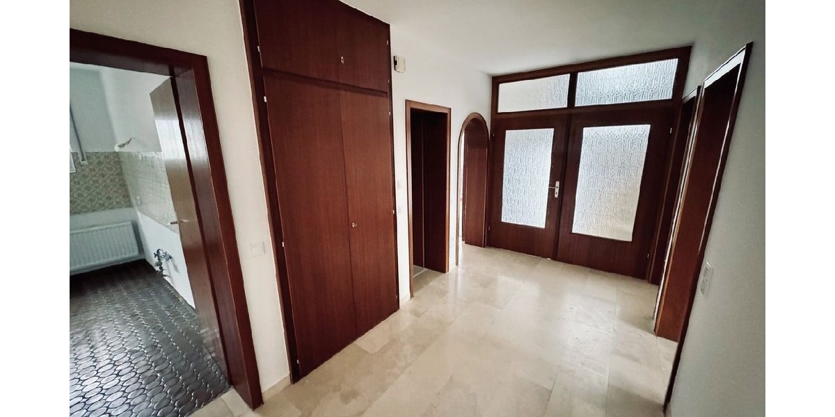 albero:) renovierte, lichtdurchflutete 4 Zimmer in ruhiger Anwohnerlage und kleiner Wohneinheit 4 zimmer