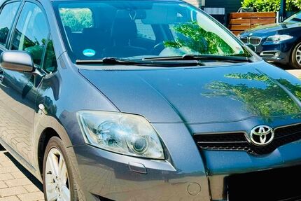 Toyota Auris 347.857 km 1.900 &euro; Kalbach 60437