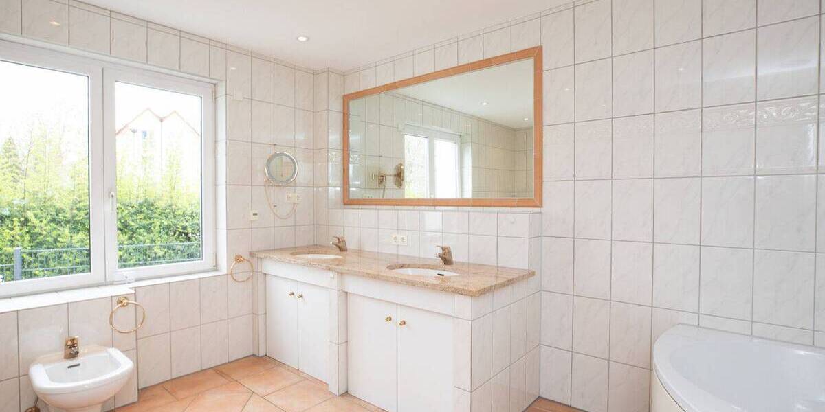 Etagenwohnung Dreieich Offenthal - 3 Zimmer, 141 m&sup2;, 590.000&euro; | Angebot:26376402