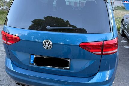VW Touran 140.000 km 17.000 &euro; Groß-Gerau 64521