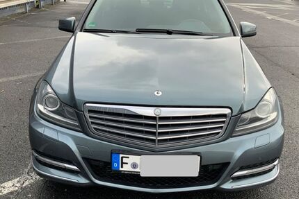 Mercedes-Benz C 250 196.000 km 8.500 &euro; Frankfurt am Main 60439