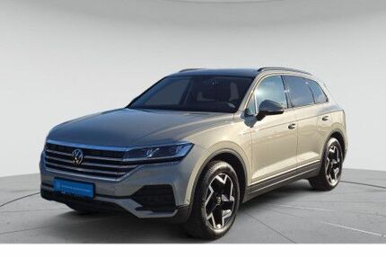 VW Touareg 25.455 km 51.880 € Darmstadt 64295