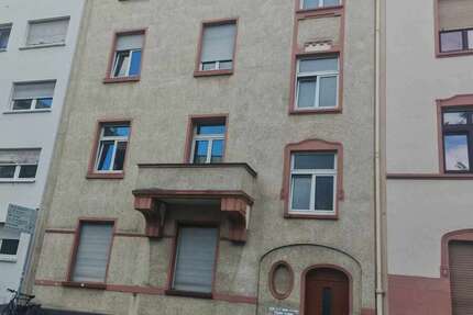 Haus zum Kaufen in FRANKFURT 1.390.000 € 392 m² 15 zimmer