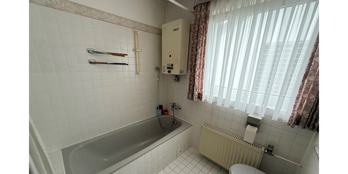 Hofheim: Ihr Familienglück in gesuchter Ruhelage mit einem herrlichen Grundstück - Doppelhaushälfte Hofheim | Angebot:26998031