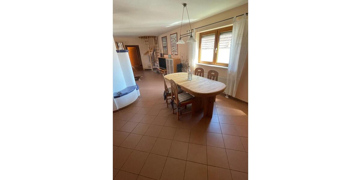 Etagenwohnung Münster (Hessen) - 3 Zimmer, 112 m&sup2;, 1.180&euro; | Angebot:26293223