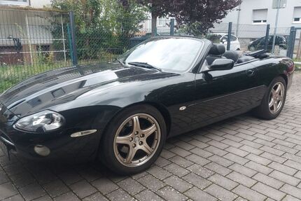 Jaguar XK8 98.105 km 16.500 &euro; Darmstadt 64291