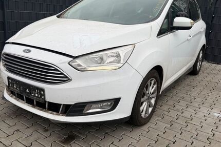 Ford C-Max 216.383 km 3.999 &euro; Frankfurt am main 60386
