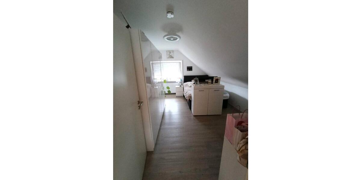 Einfamilienhaus Hofheim am Taunus - 5 Zimmer, 120 m&sup2;, 1.900&euro; | Angebot:25991128