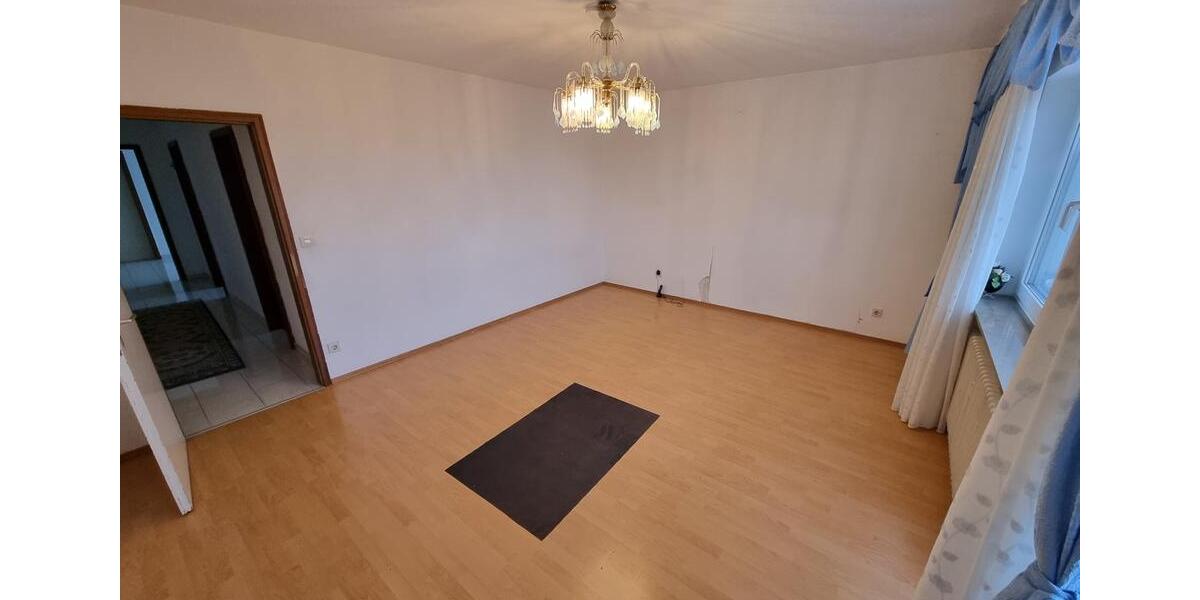 Etagenwohnung Babenhausen - 4.5 Zimmer, 126 m&sup2;, 1.550&euro; | Angebot:24707371