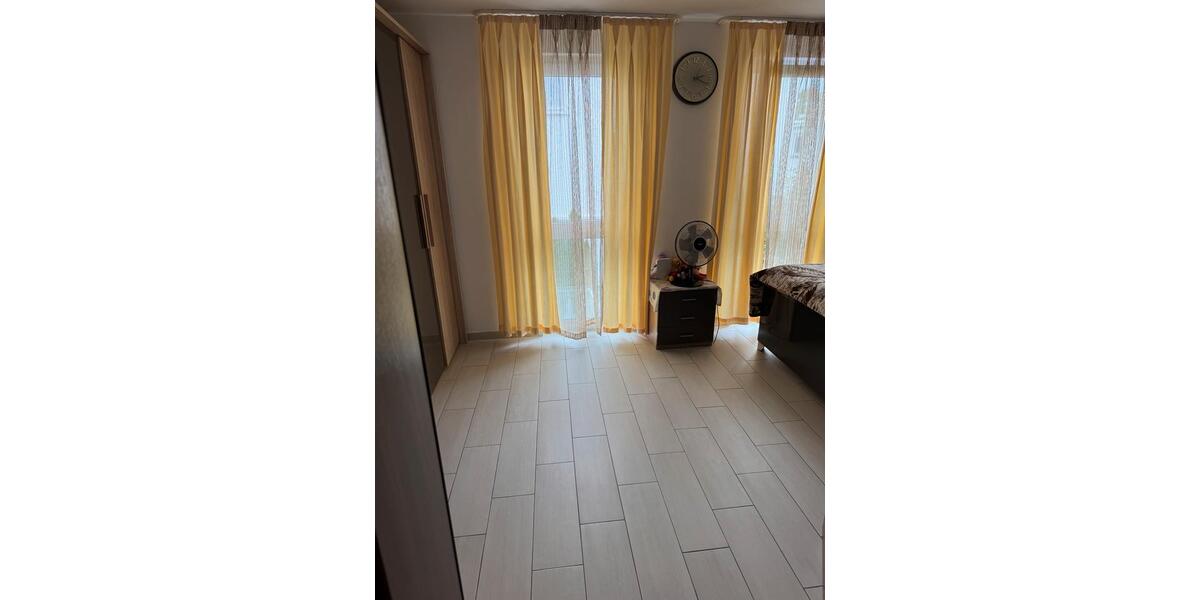 Reihenhaus Weiterstadt - 6 Zimmer, 130 m&sup2;, 2.200&euro; | Angebot:26690767