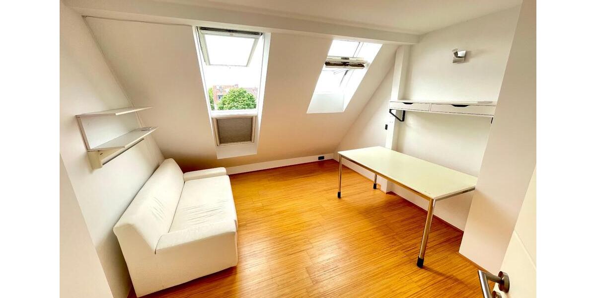 Dachgeschoßwohnung Darmstadt Bessungen - 3 Zimmer, 42 m&sup2;, 240.000&euro; | Angebot:25959136