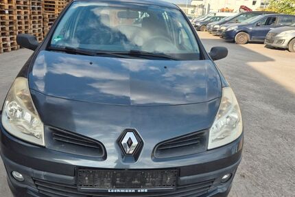 Renault Clio 195.123 km 1.250 &euro; Dietzenbach 63128