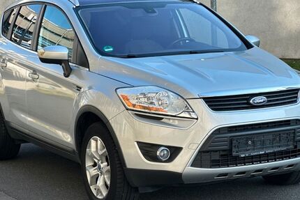 Ford Kuga 123.500 km 7.499 &euro; Rüsselsheim 65428