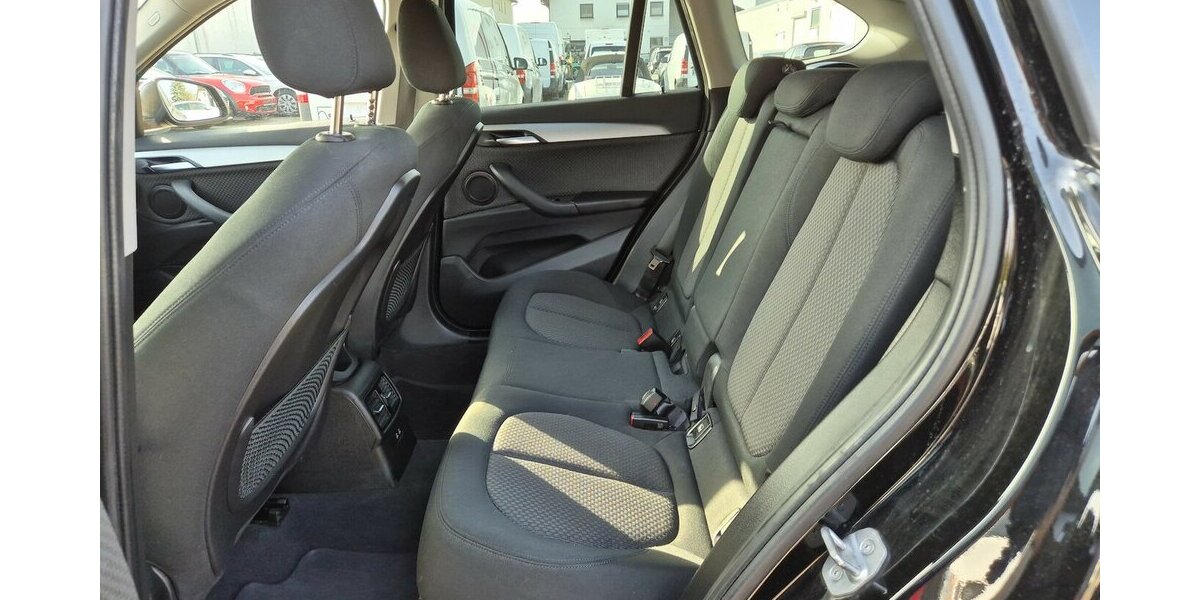 BMW X1 sDrive 18 i Advantage LED-Scheinwerfer, Navigat 57.929 km 17.690 &euro; Rodgau 63110