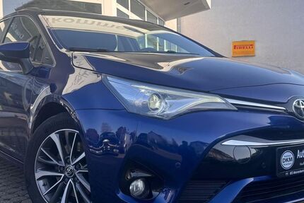 Toyota Avensis 173.728 km 10.899 &euro; Bickenbach 64404