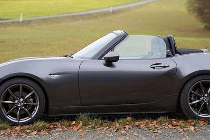 Mazda MX-5 9.753 km 27.150 &euro; Griesheim, Stadt 64347